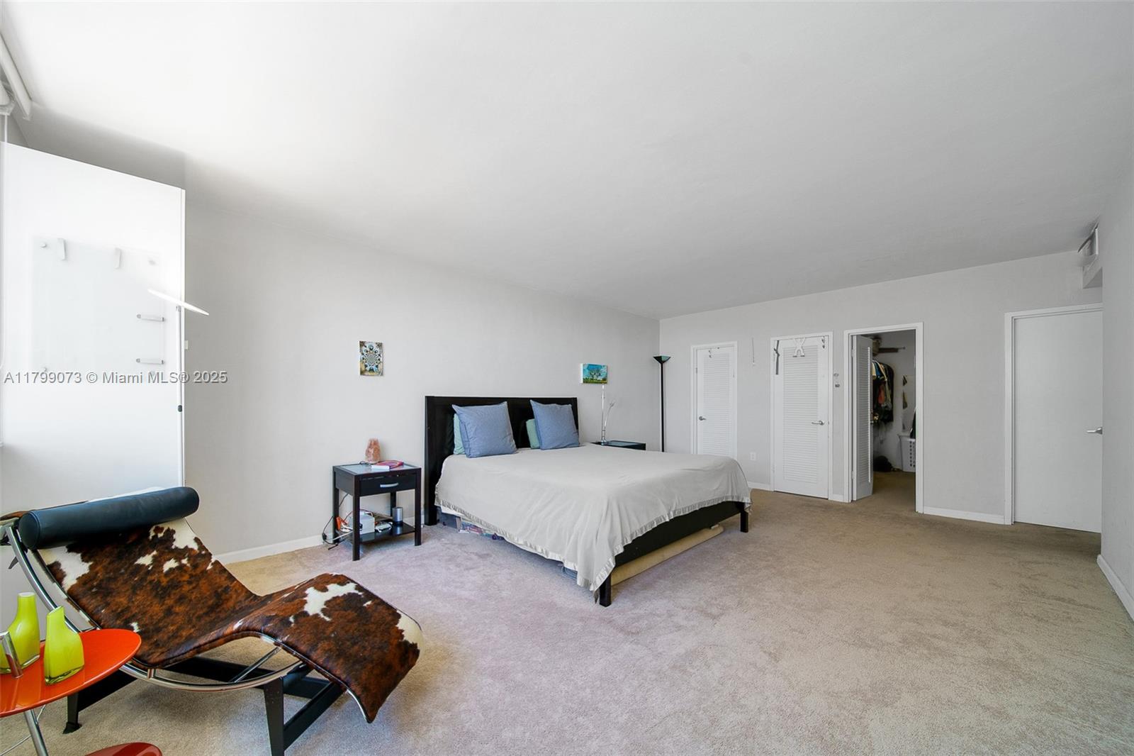 CORINTHIAN CONDO - Residential