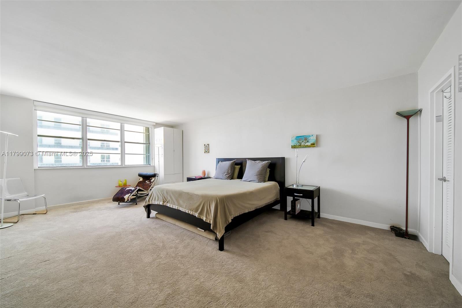 CORINTHIAN CONDO - Residential