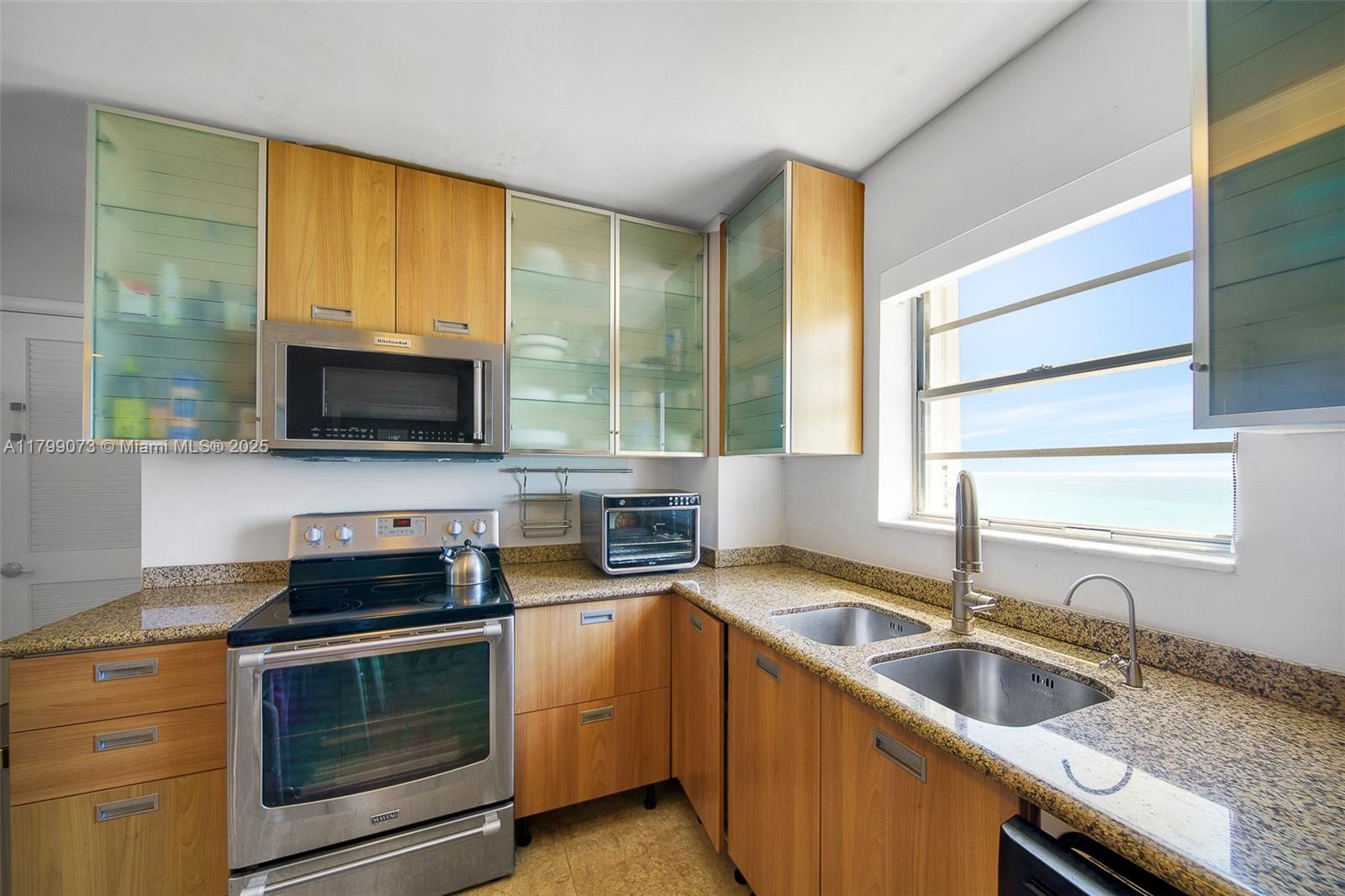 CORINTHIAN CONDO - Residential