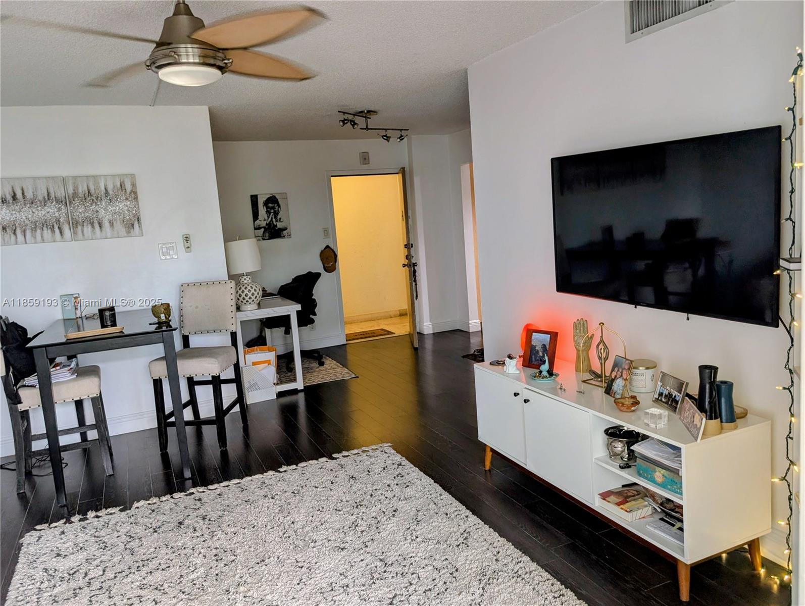 3304 Virginia St 4A