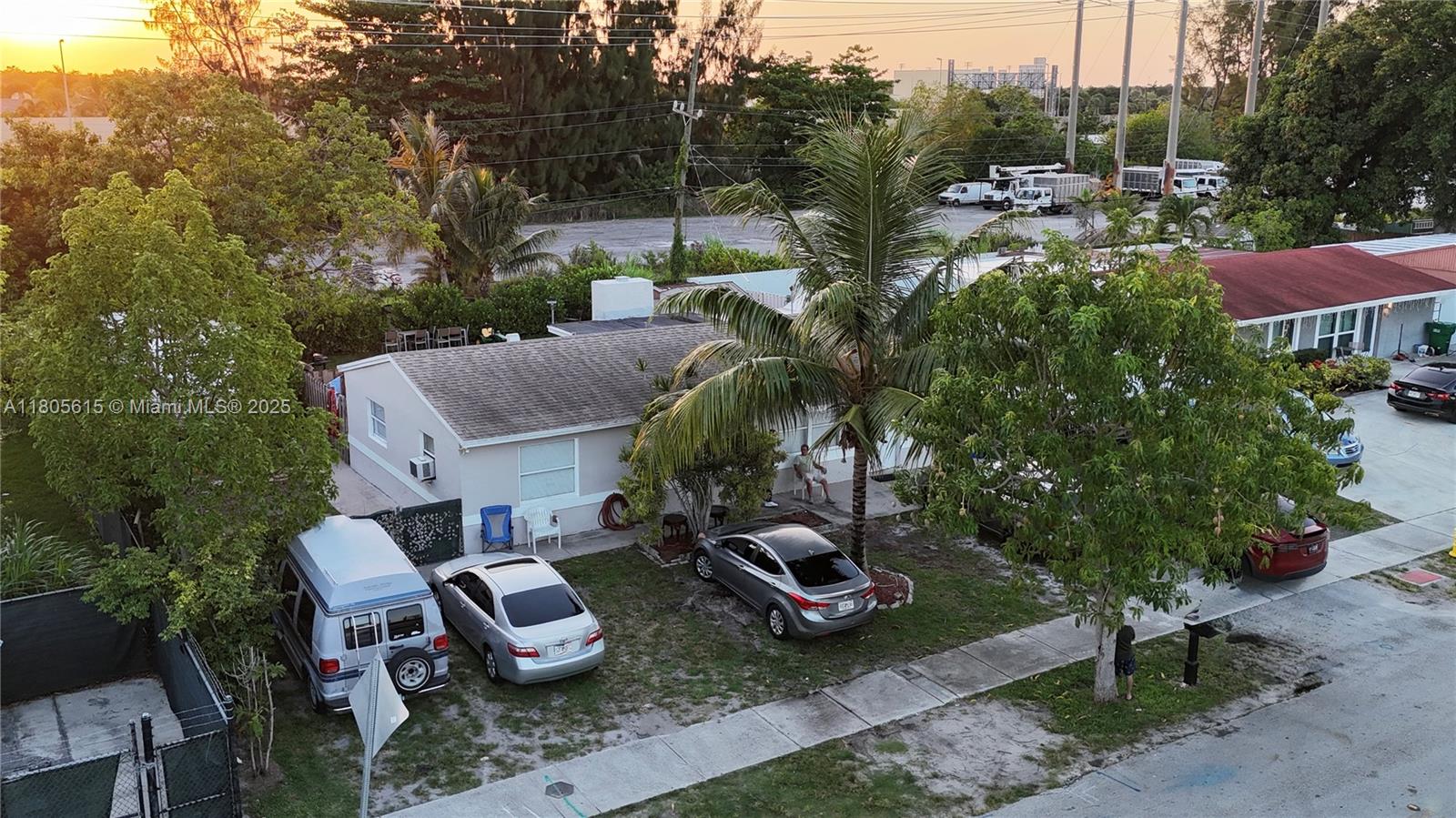 1929 SW 50th Ave