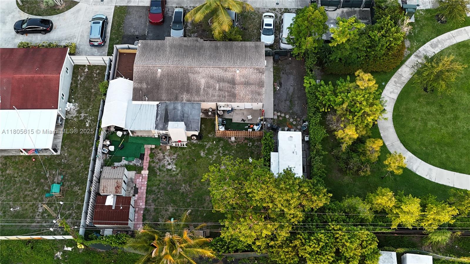 1929 SW 50th Ave