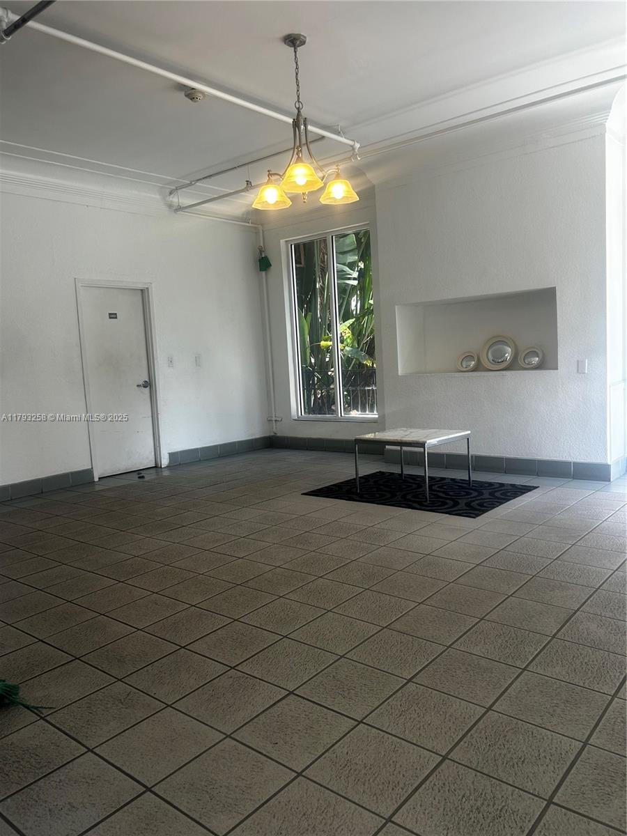 EUCLID CONDO - Residential