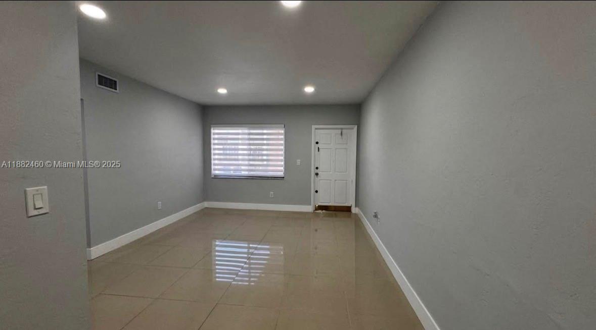 CORAL GARDENS CONDO BLDG - Residential Lease