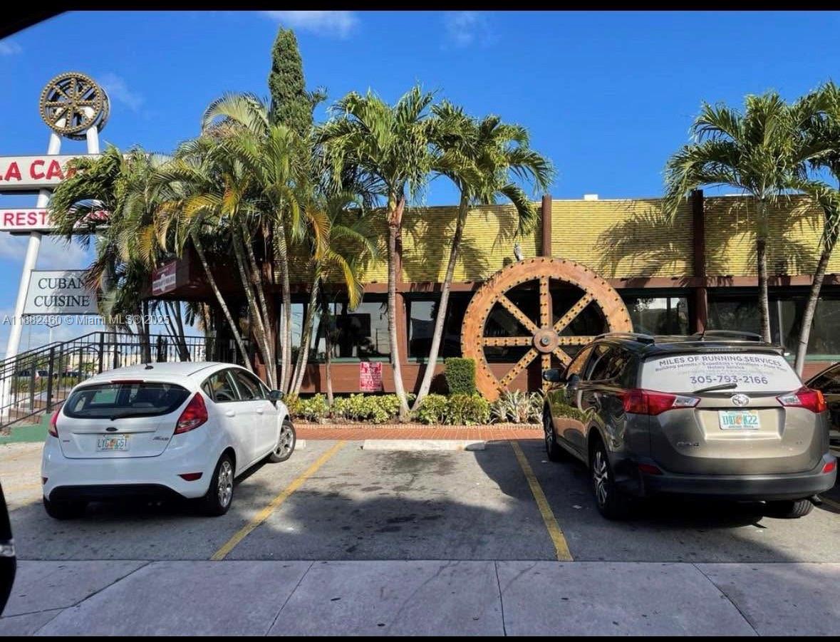 CORAL GARDENS CONDO BLDG - Residential Lease