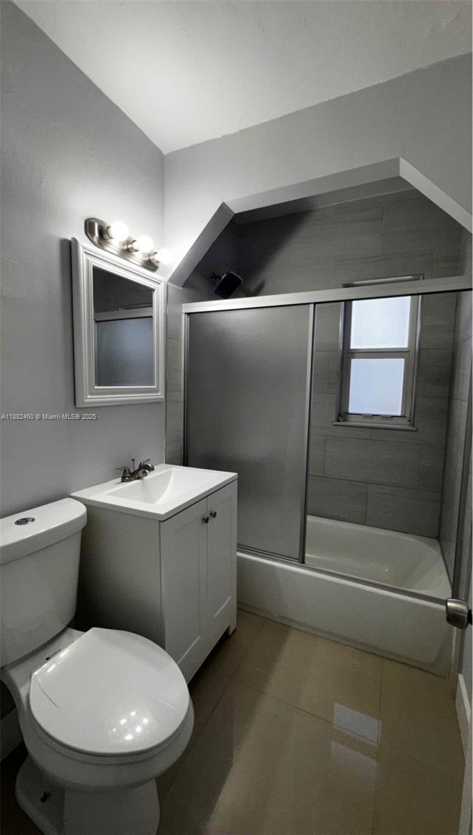 CORAL GARDENS CONDO BLDG - Residential Lease