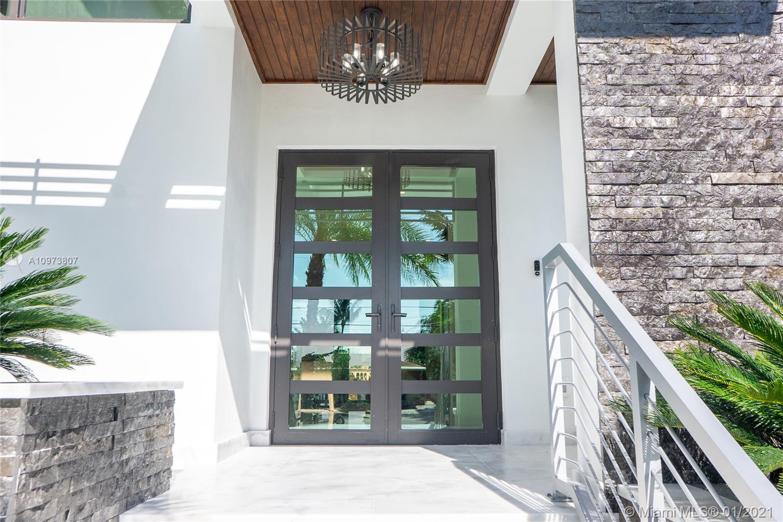 BISCAYNE BEACH-2ND ADDN - Residential