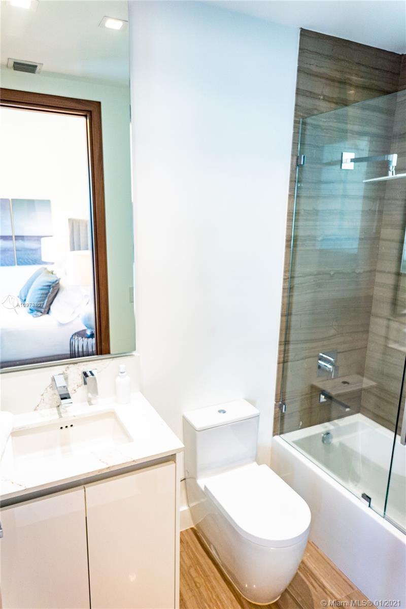 BISCAYNE BEACH-2ND ADDN - Residential