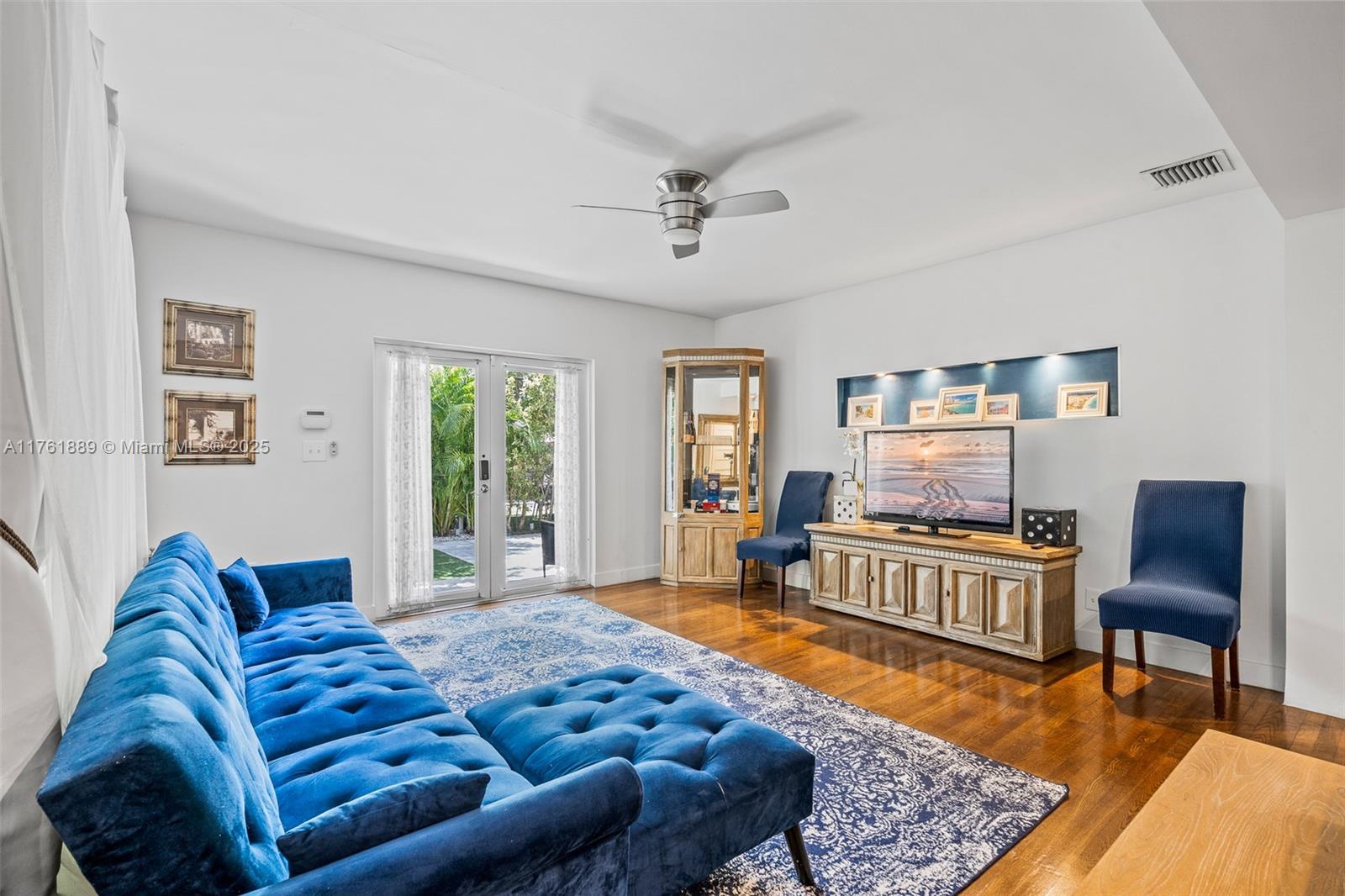 LENOX CONDO - Residential Income