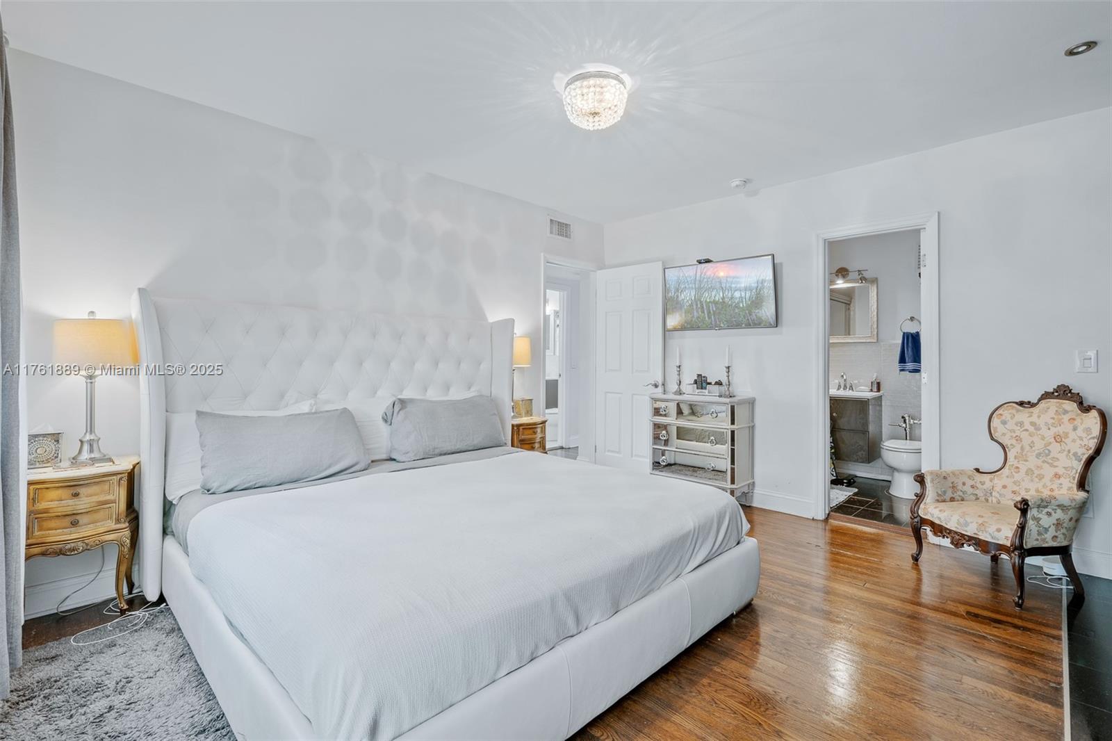 LENOX CONDO - Residential Income
