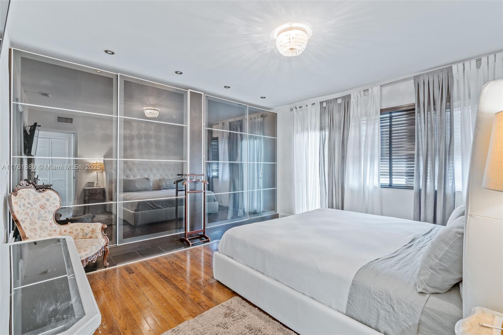LENOX CONDO - Residential Income