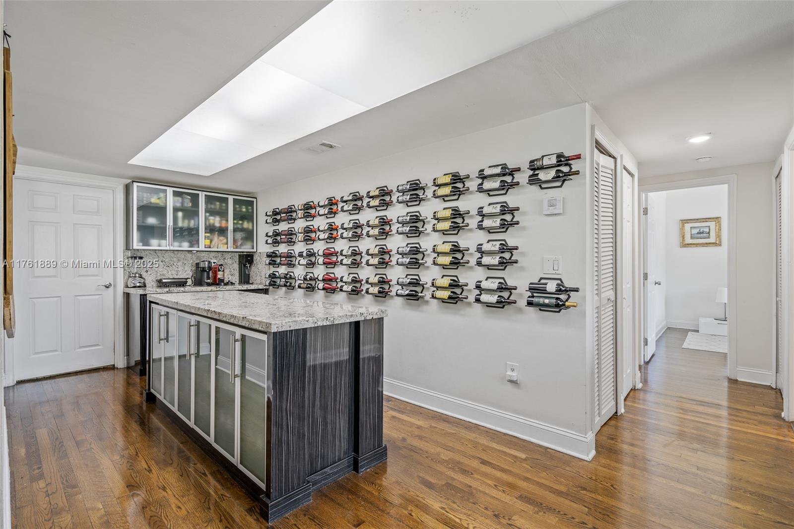 LENOX CONDO - Residential Income