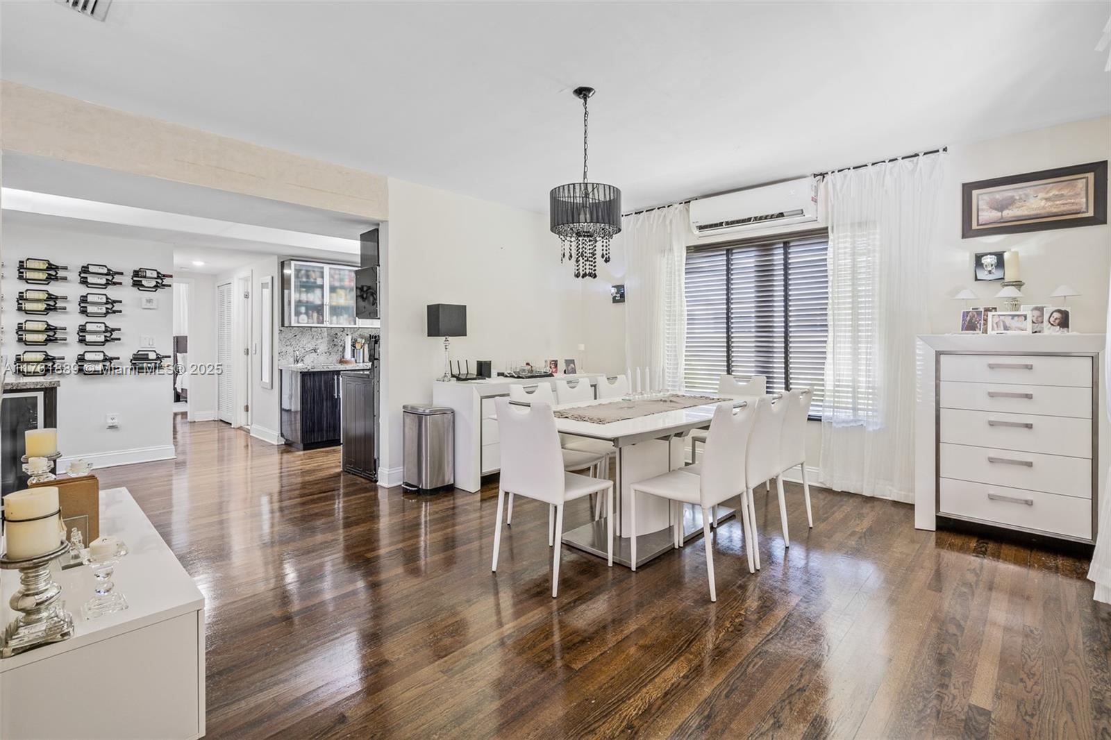 LENOX CONDO - Residential Income