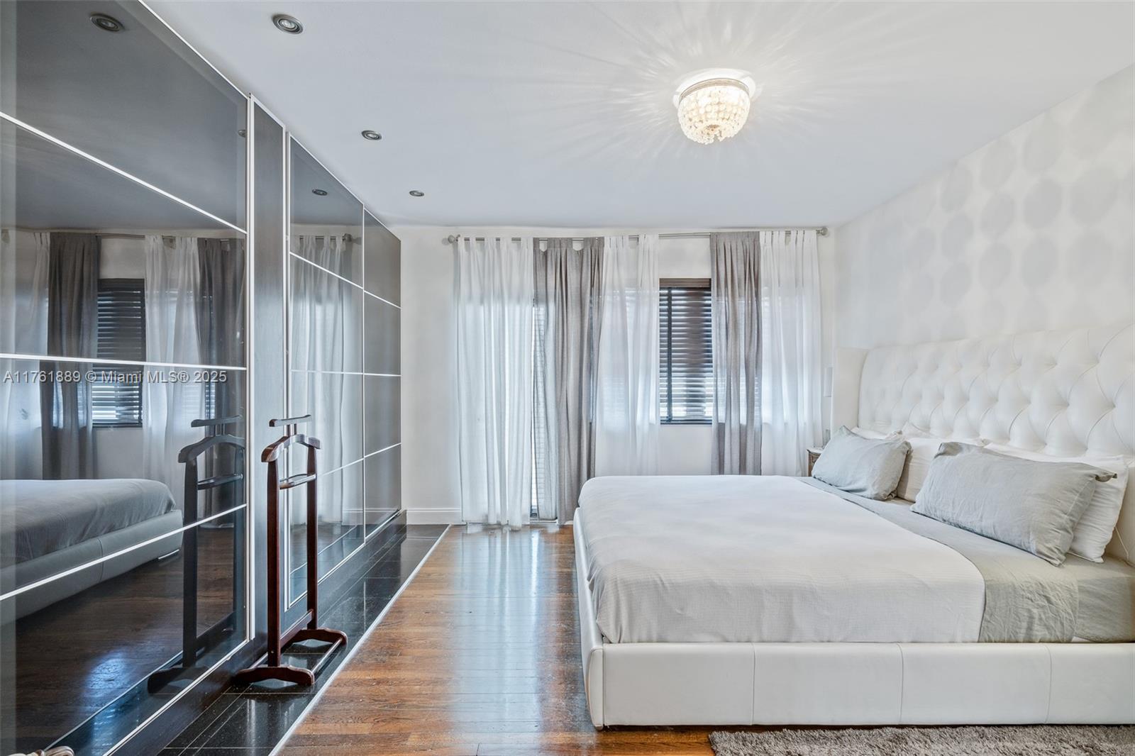 LENOX CONDO - Residential Income
