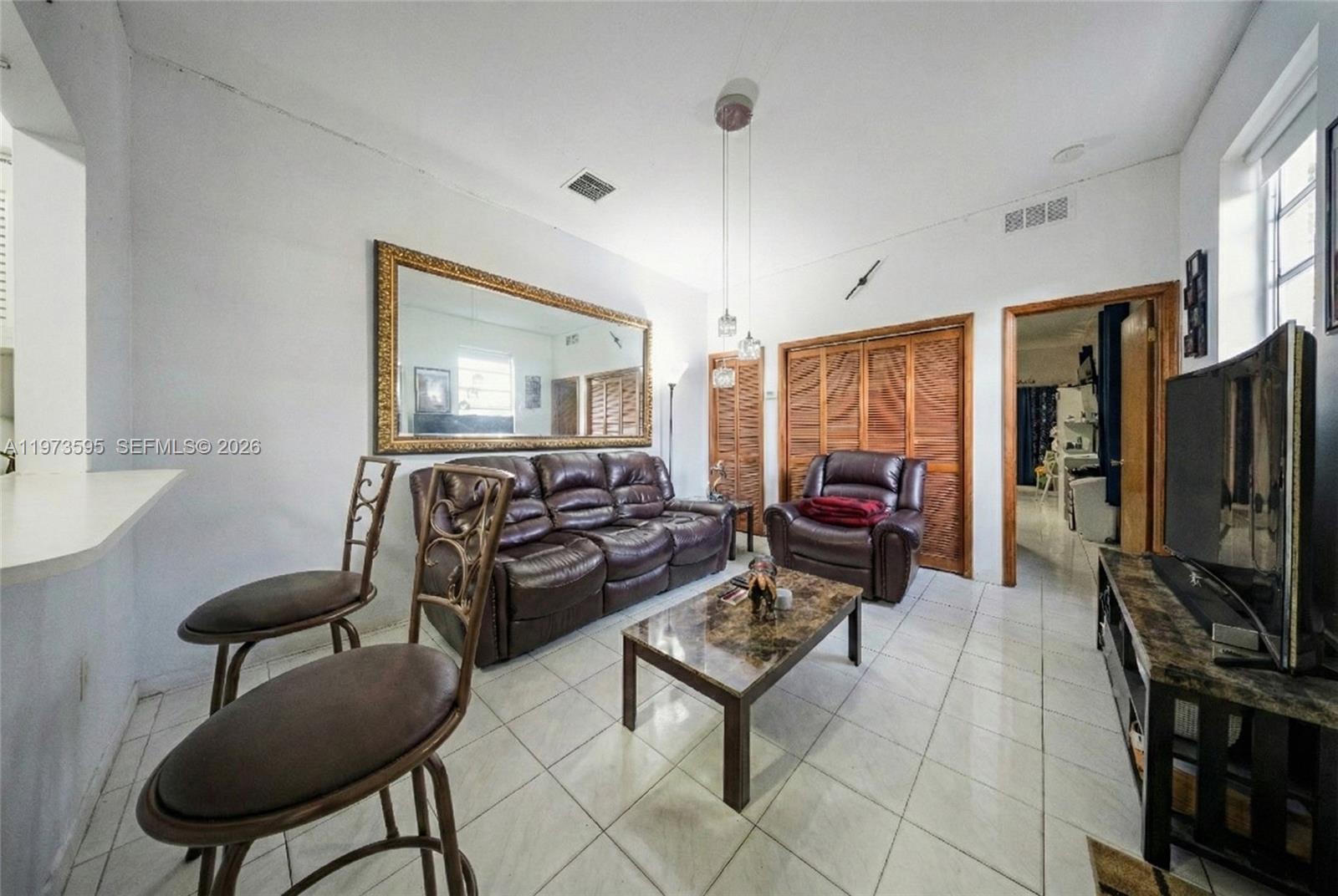 2725 SW 82nd Ave, Miami, FL, 33155/$980,000 4 2725 SW 82nd Ave