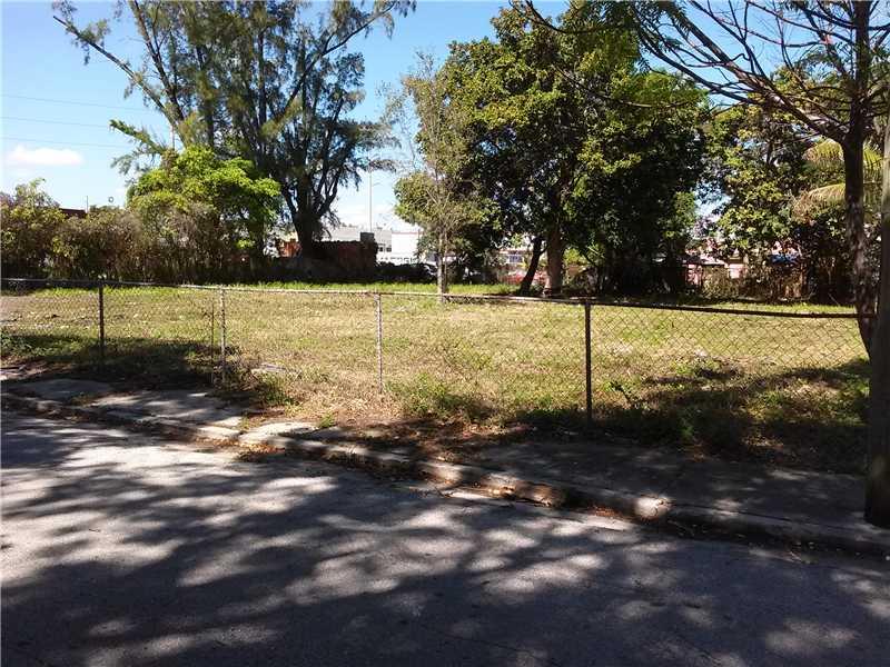T6-12-0 UNDER THE NEW MIAMI 21 URBAN CORE ZONE. TWO VACANT T LOTS SIDE BY SIDE WITH A TOTAL OF 13,600 SF . BOTH LOTS ARE TO BE SOLD TOGETHER. BUILDING UNDER CONSTRUCTION ACROSS THE STREET A1937486