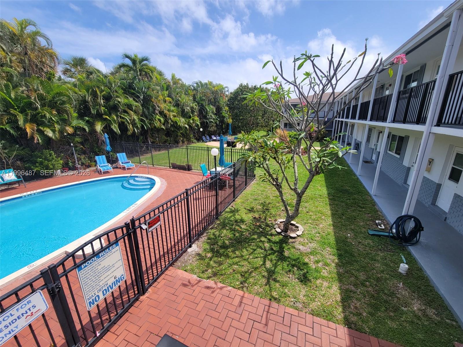 TOWN & COUNTRY APTS CONDO - Residential Lease