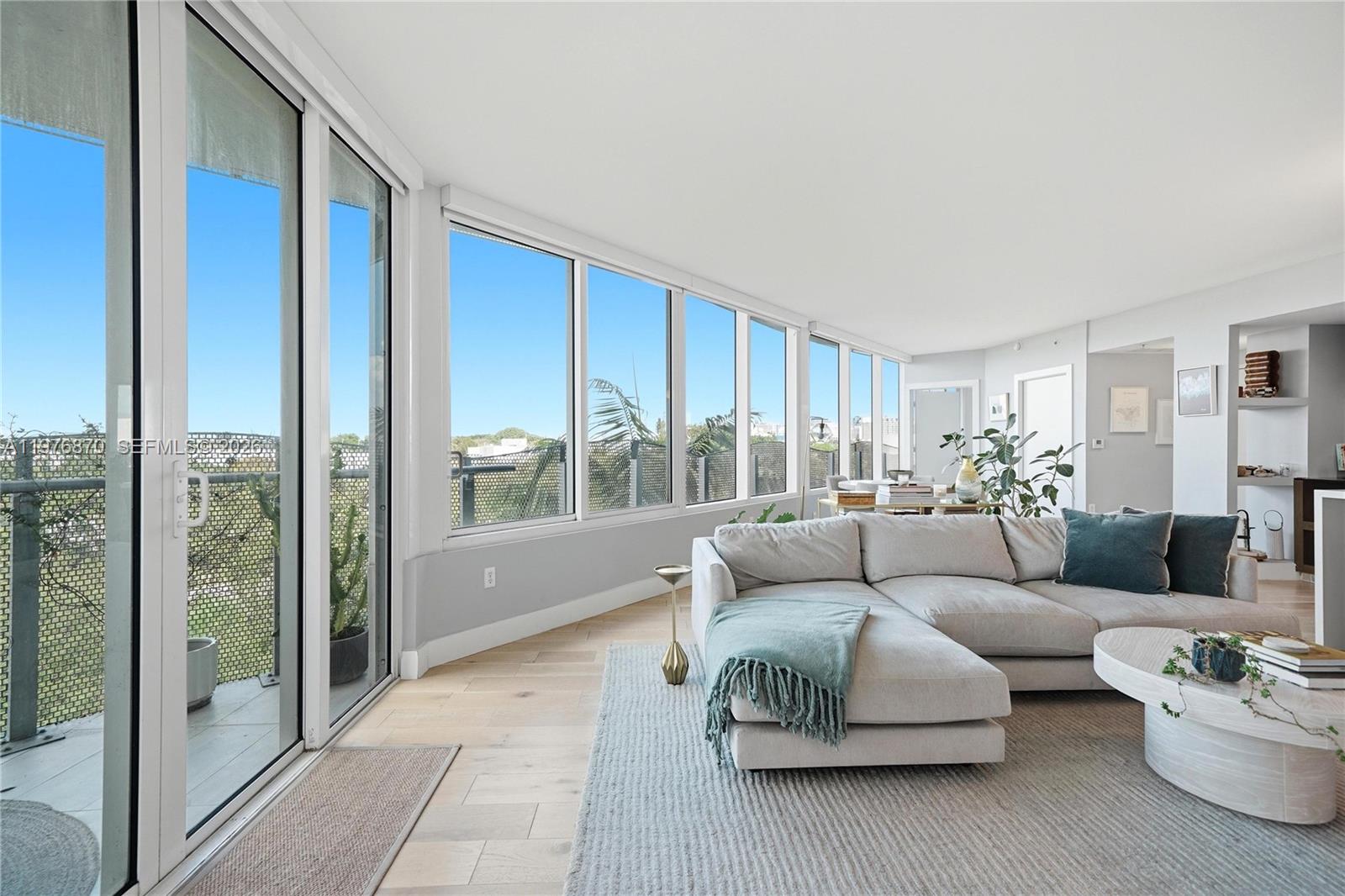 2155 Washington Ct 507