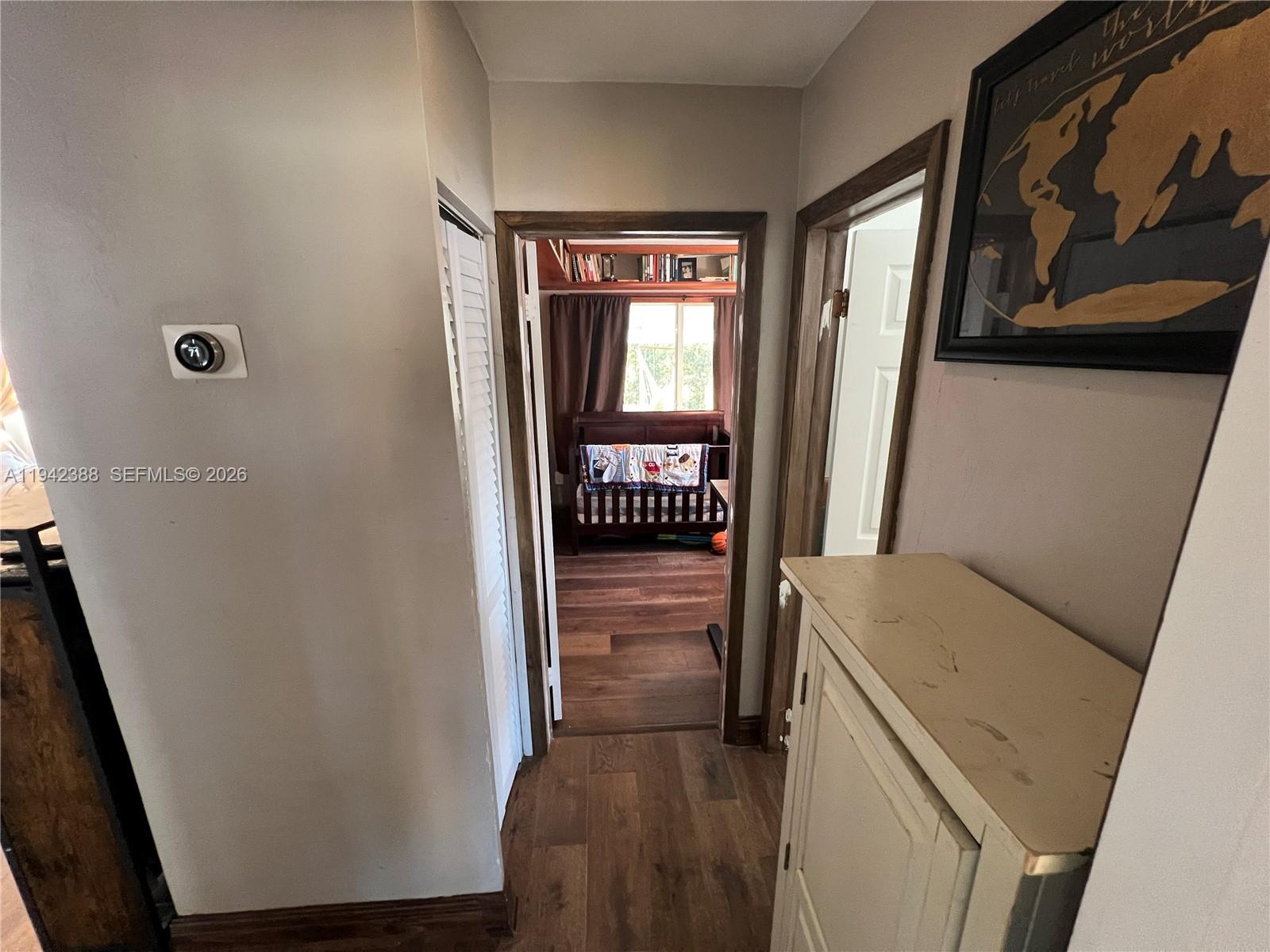 LAKEVIEW MANORS - Residential Lease