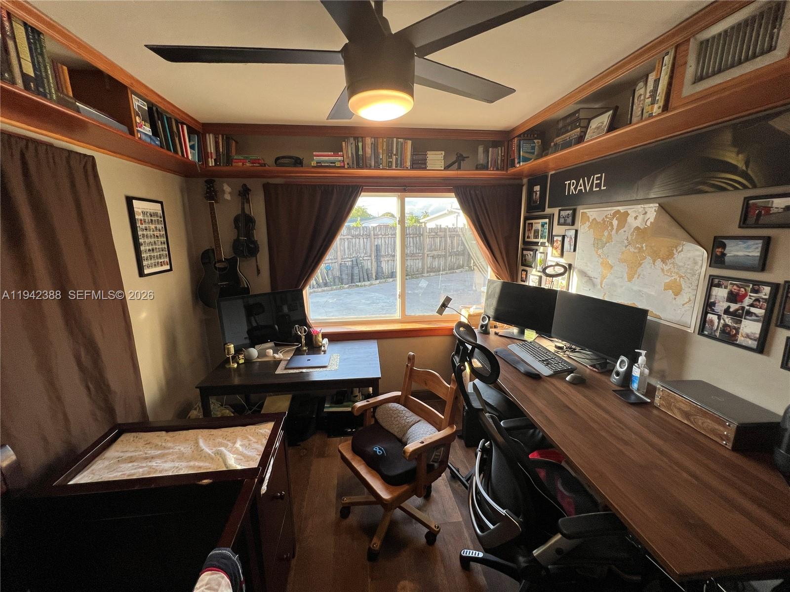 LAKEVIEW MANORS - Residential Lease