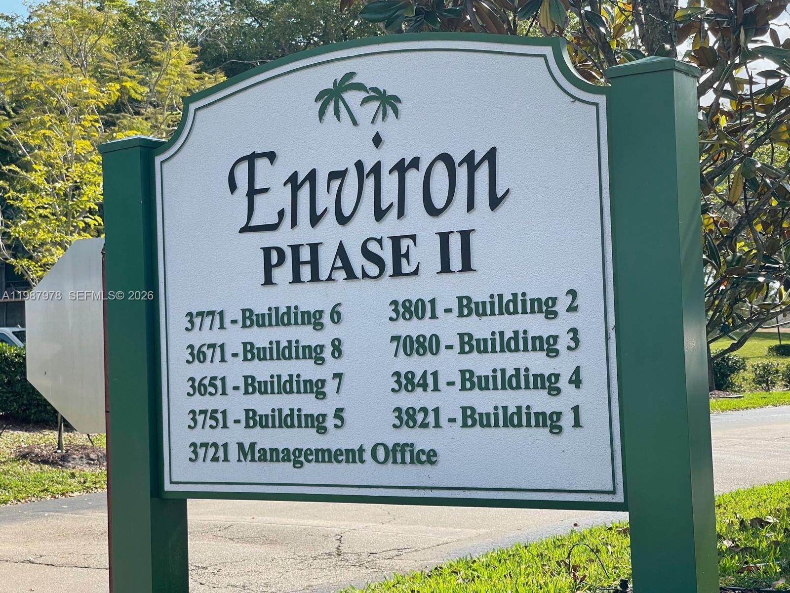 CONDOMINIUM 1 OF ENVIRON - Residential Lease