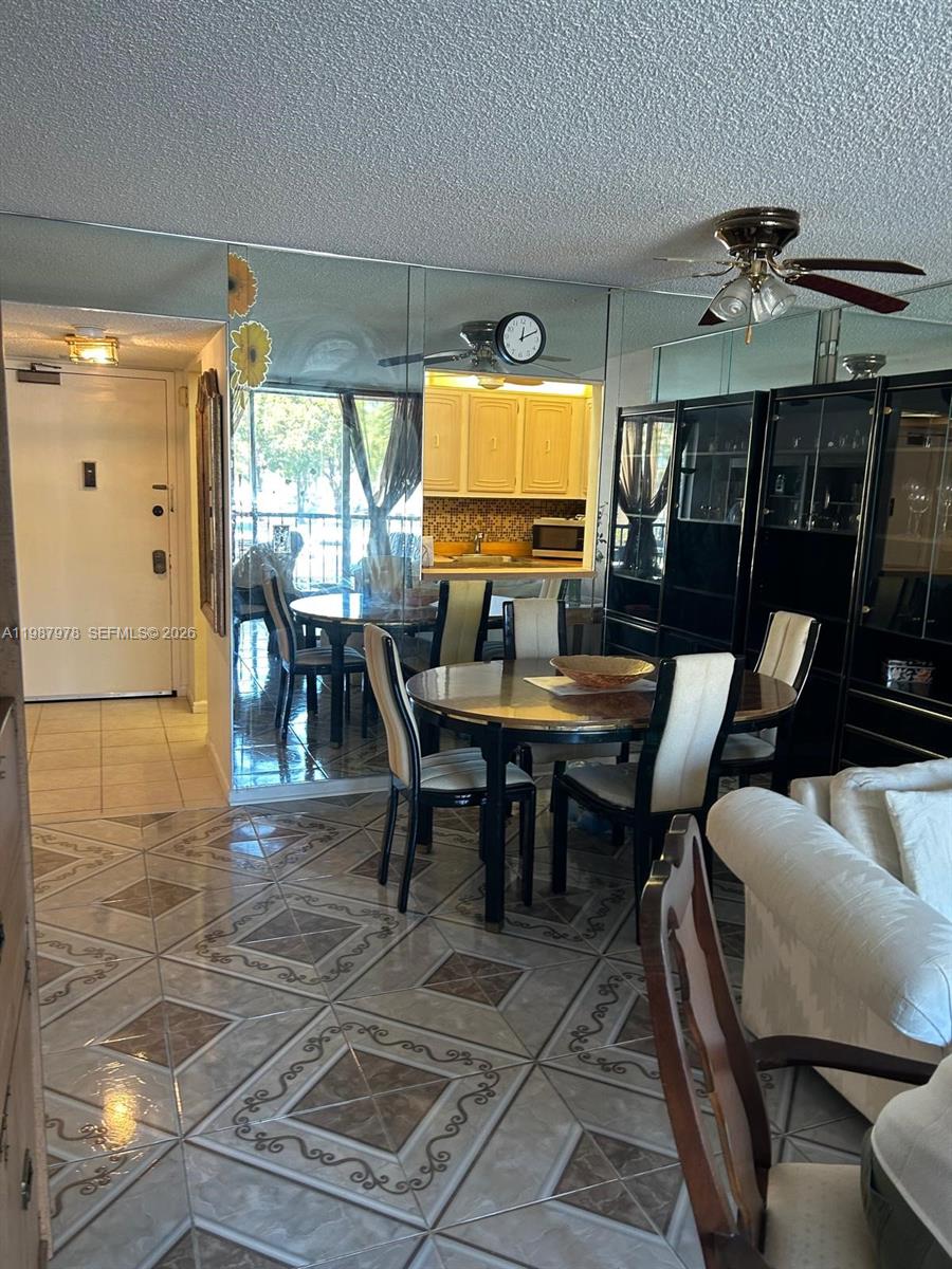 CONDOMINIUM 1 OF ENVIRON - Residential Lease