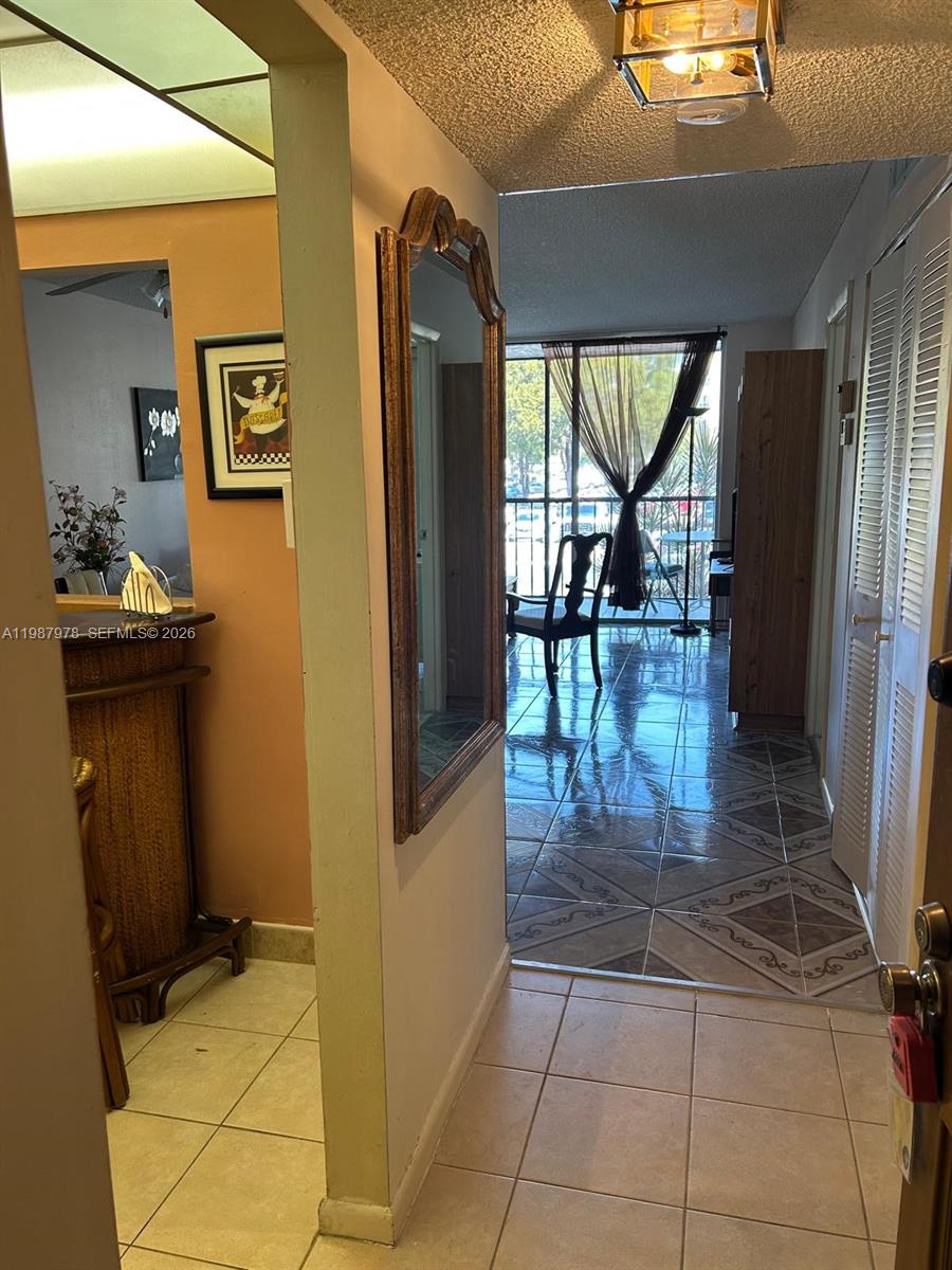 CONDOMINIUM 1 OF ENVIRON - Residential Lease