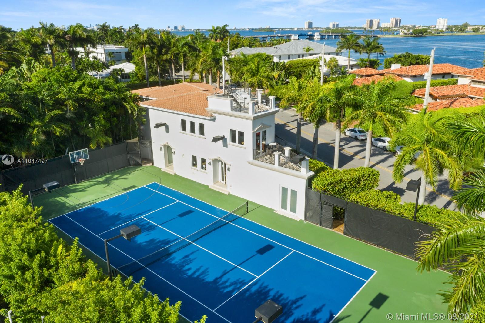 BAY HARBOR ISLAND - Residential