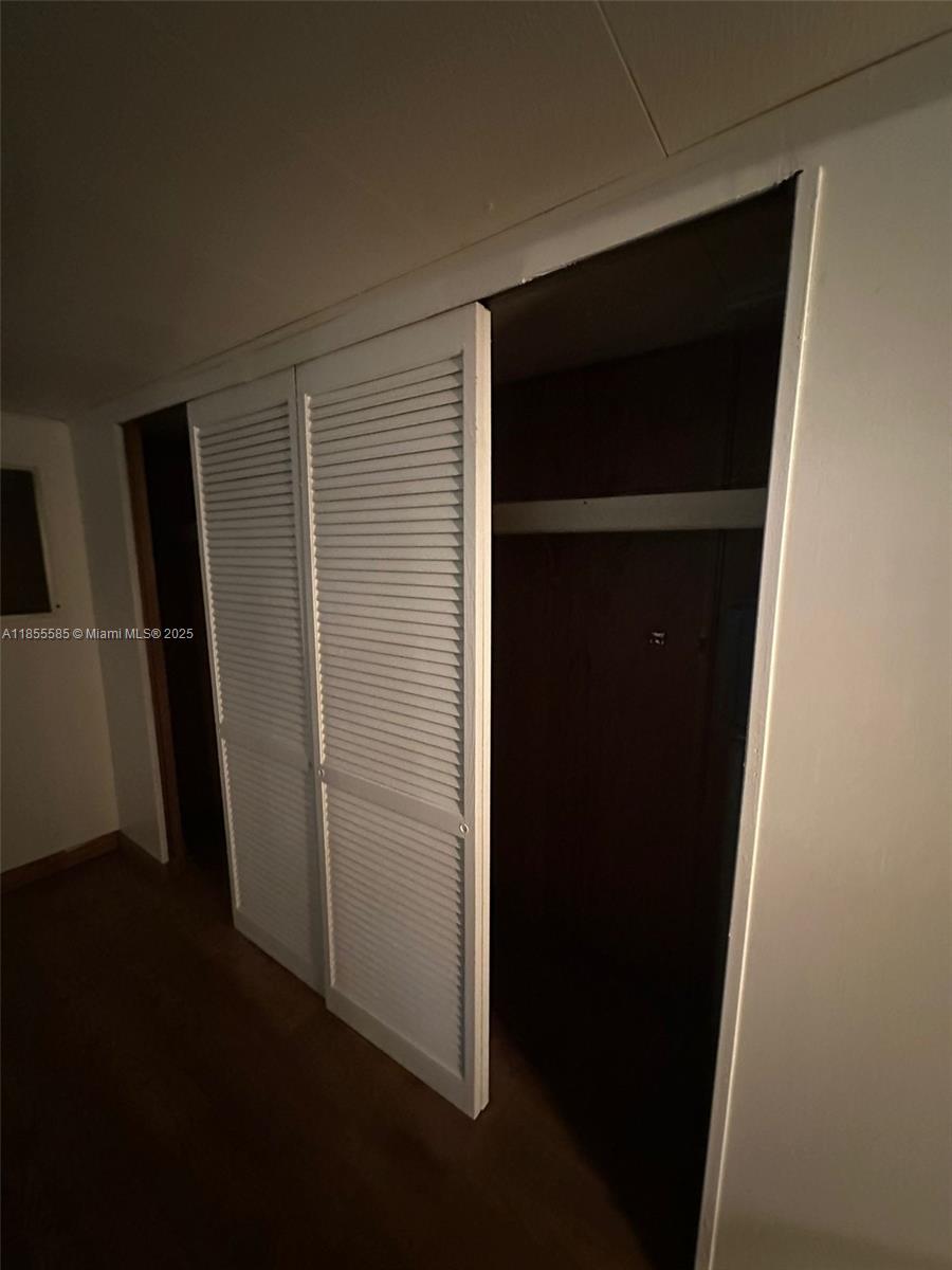 SANDALFOOT COVE SEC 1 - Residential Lease
