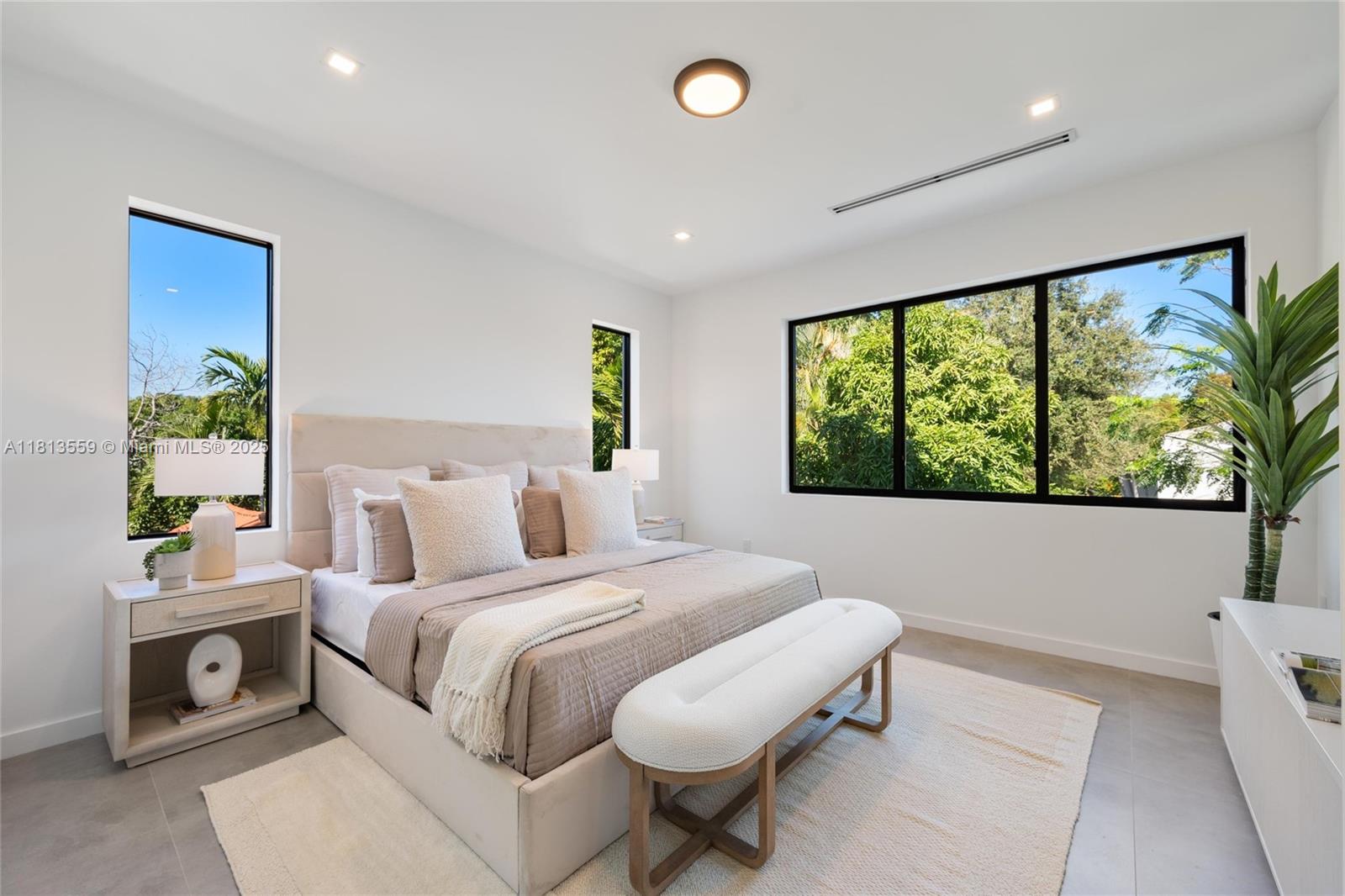 EAST SHENANDOAH - Residential