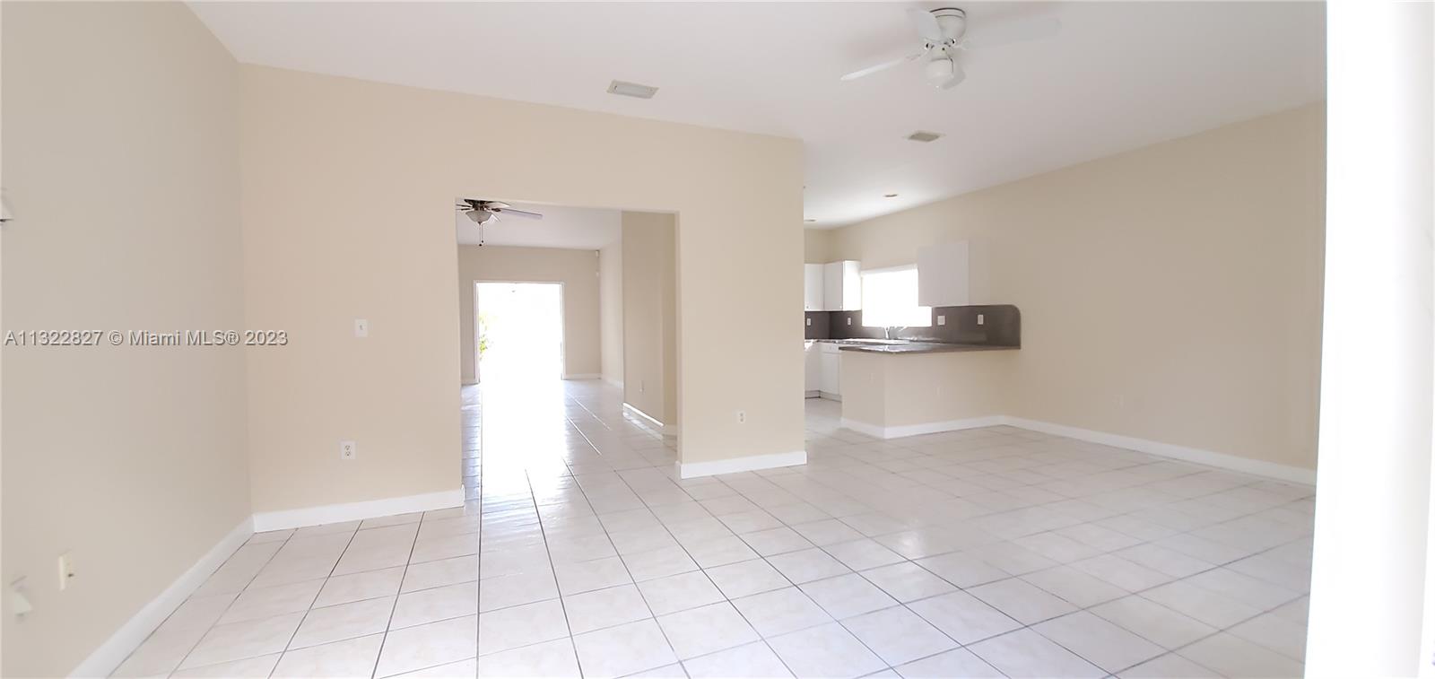 TWIN LAKE SHORES CENTRAL - Residential Lease