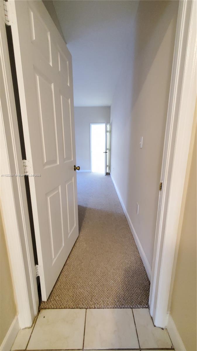 TWIN LAKE SHORES CENTRAL - Residential Lease