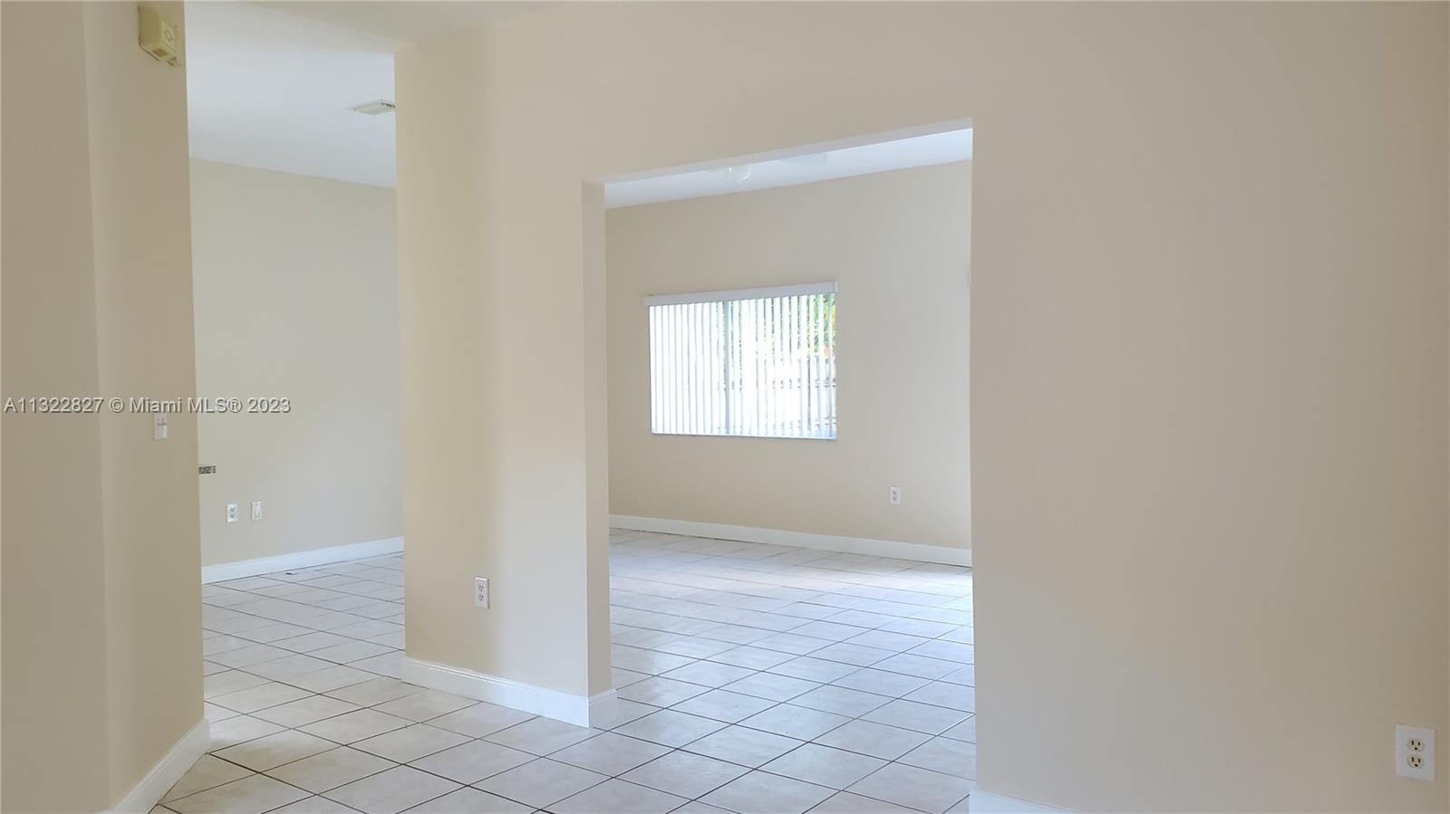 TWIN LAKE SHORES CENTRAL - Residential Lease