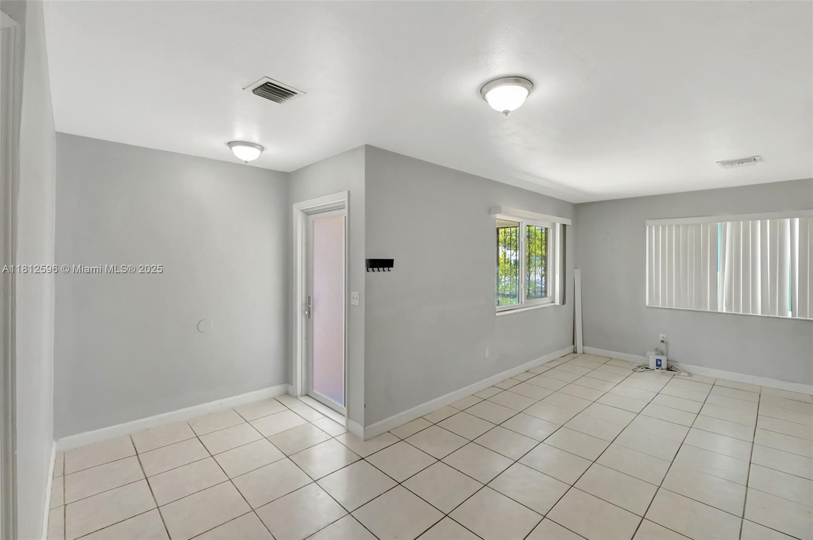 1858 NW 47th Ter