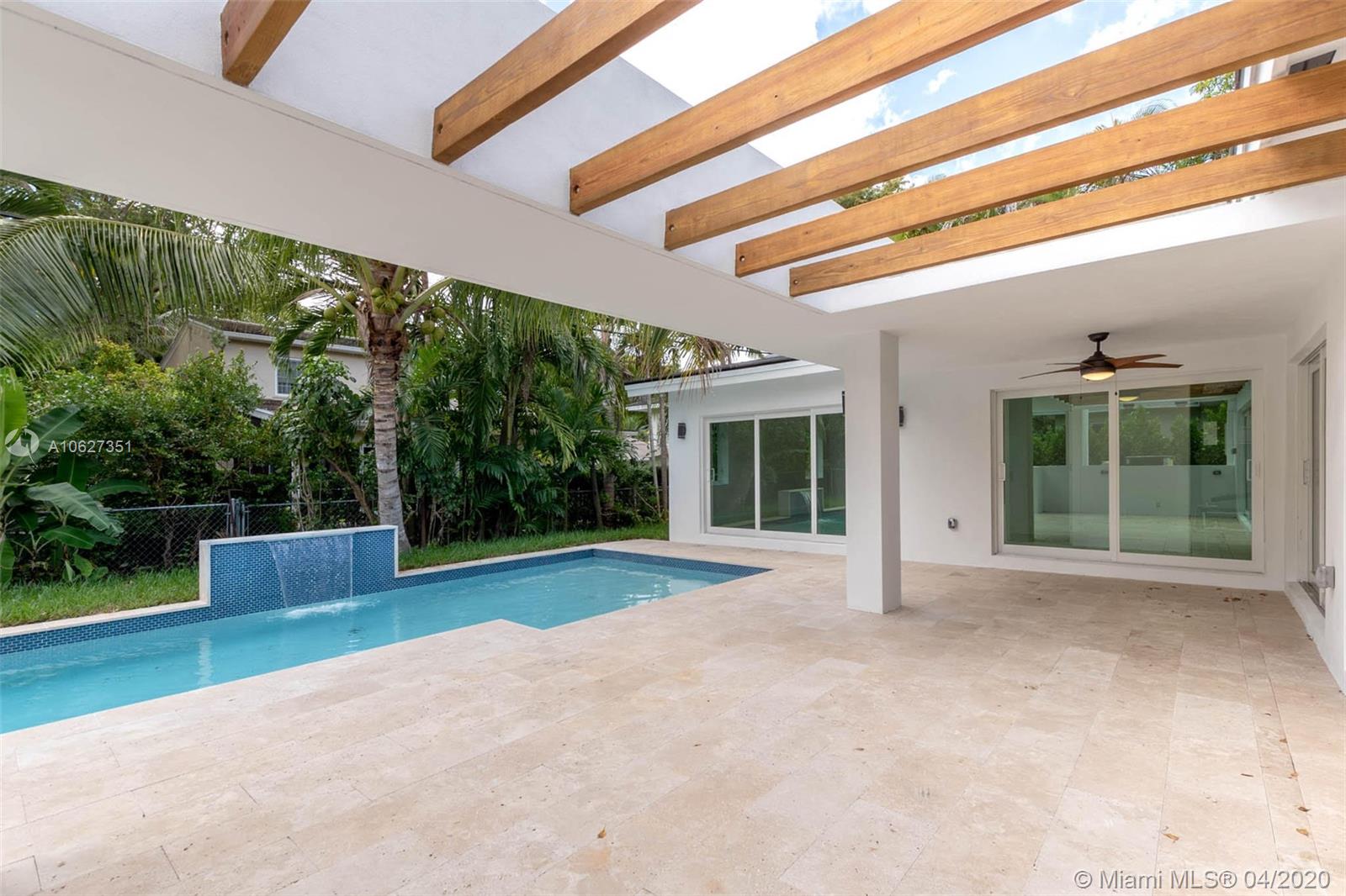 CORAL GABLES RIVIERA SEC - Residential