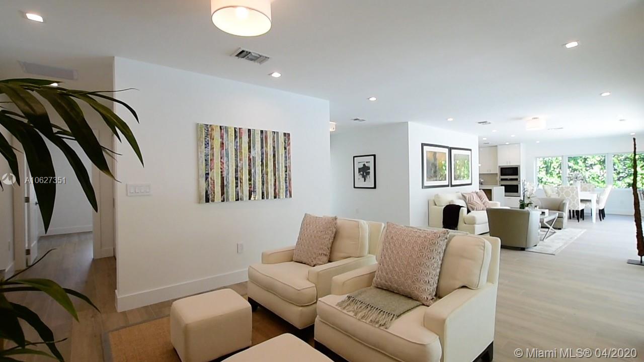 CORAL GABLES RIVIERA SEC - Residential