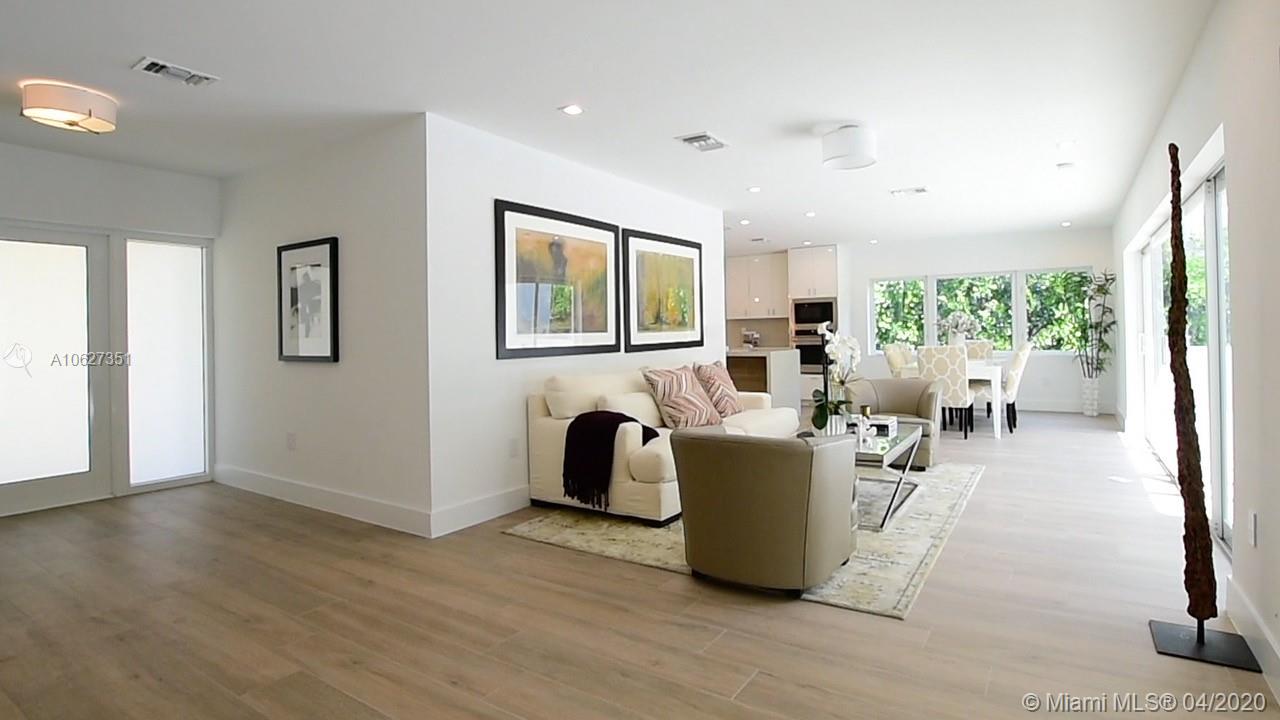 CORAL GABLES RIVIERA SEC - Residential