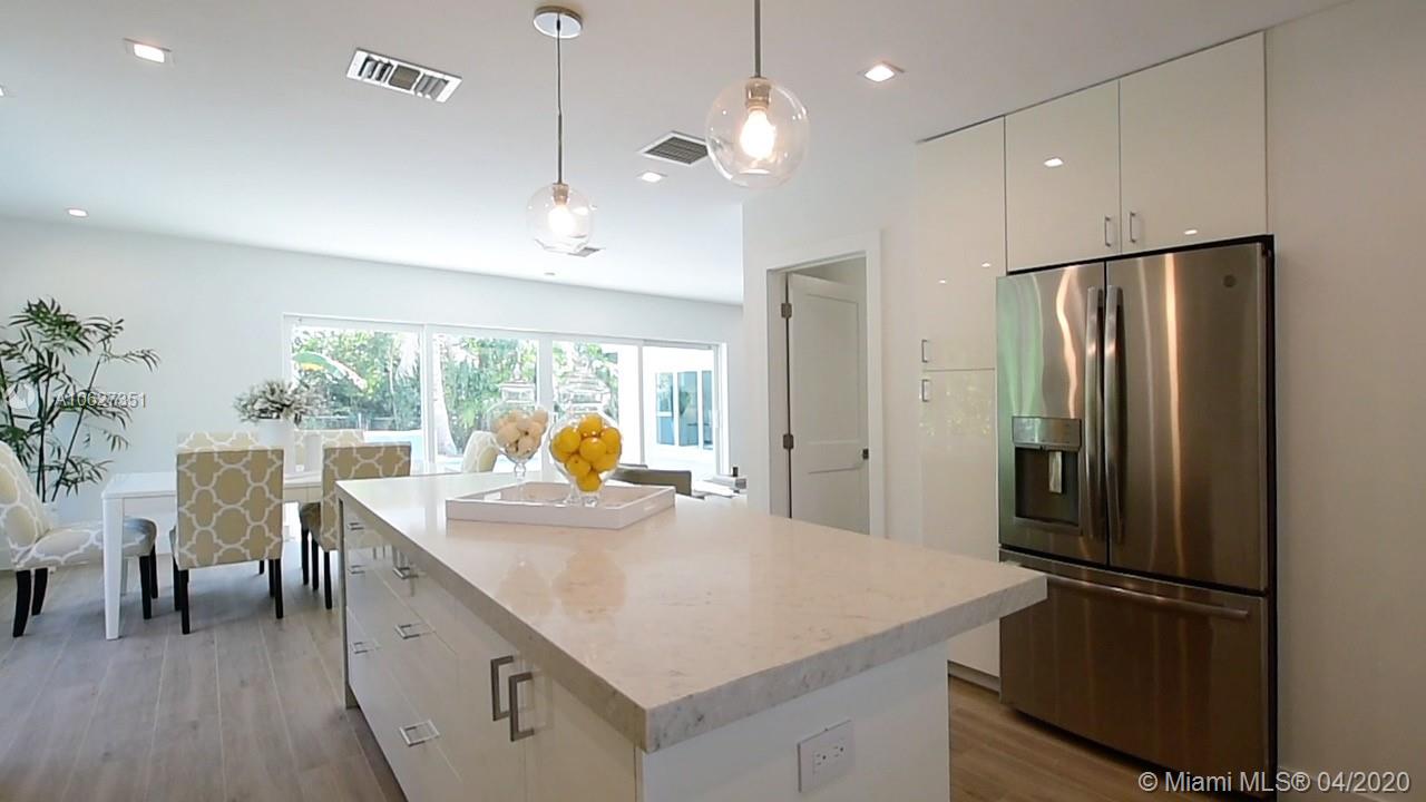 CORAL GABLES RIVIERA SEC - Residential