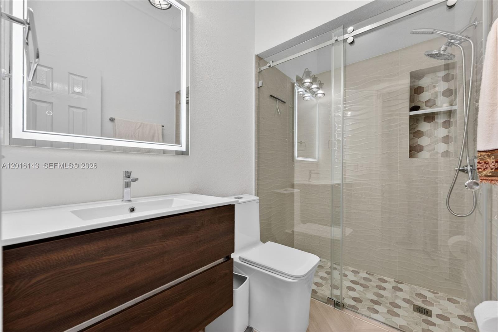 KENDALE ROYAL SUB - Residential