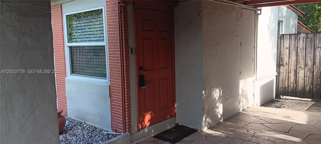 Photo of 1600 SW 14th St, Fort Lauderdale, FL 33312 (MLS # A12003776)