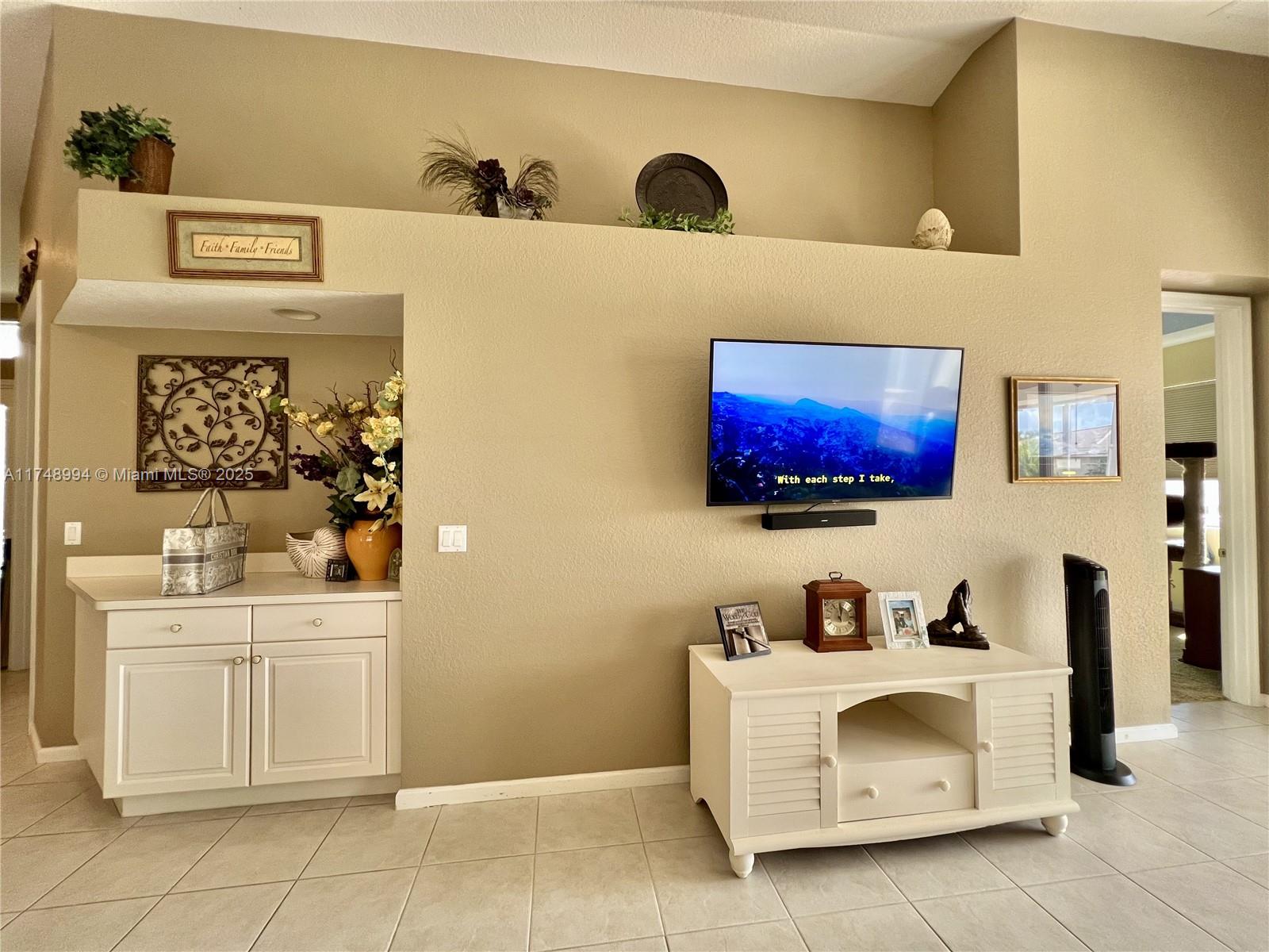 BAYWINDS RPD 10 - Residential