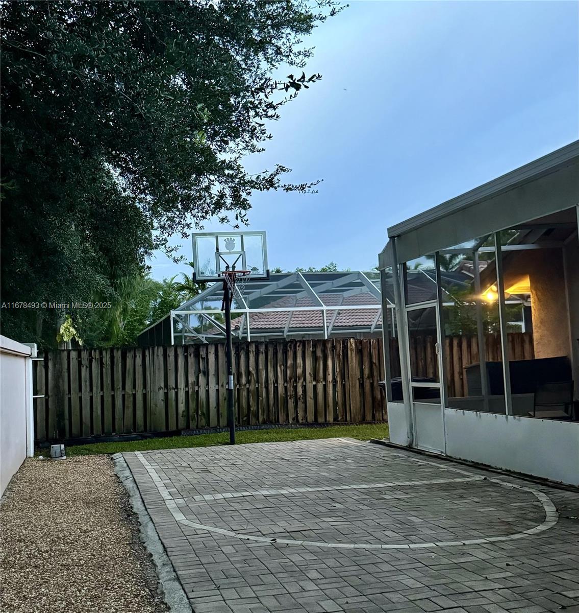 WESTPORT 2ND SECTION - Residential