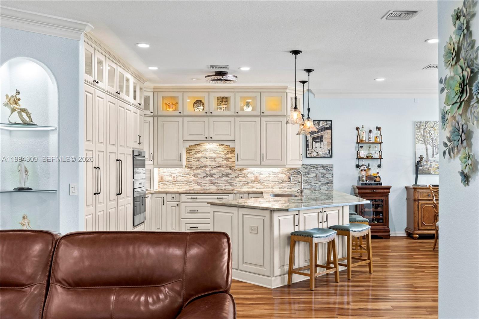 HERONS GLEN - Residential