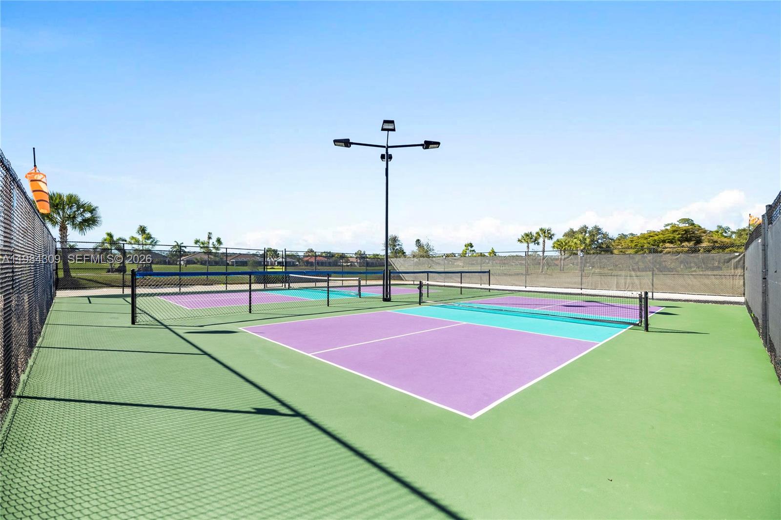 HERONS GLEN - Residential