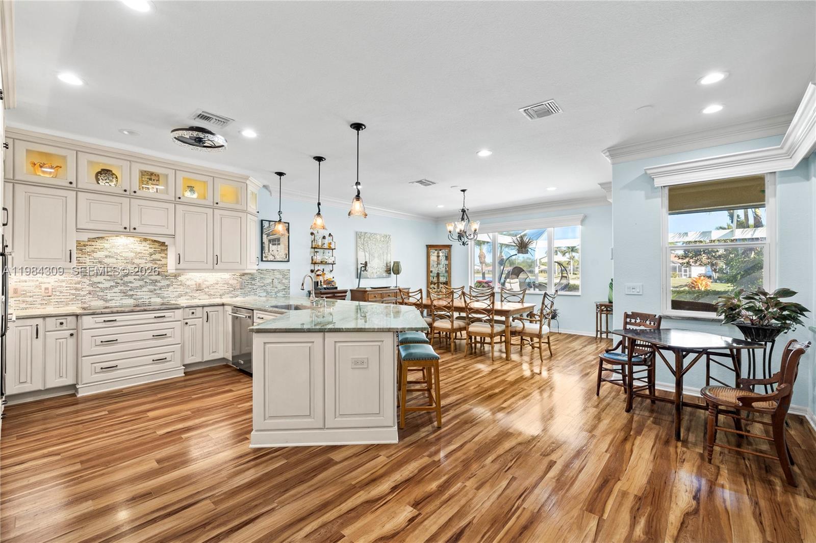 HERONS GLEN - Residential