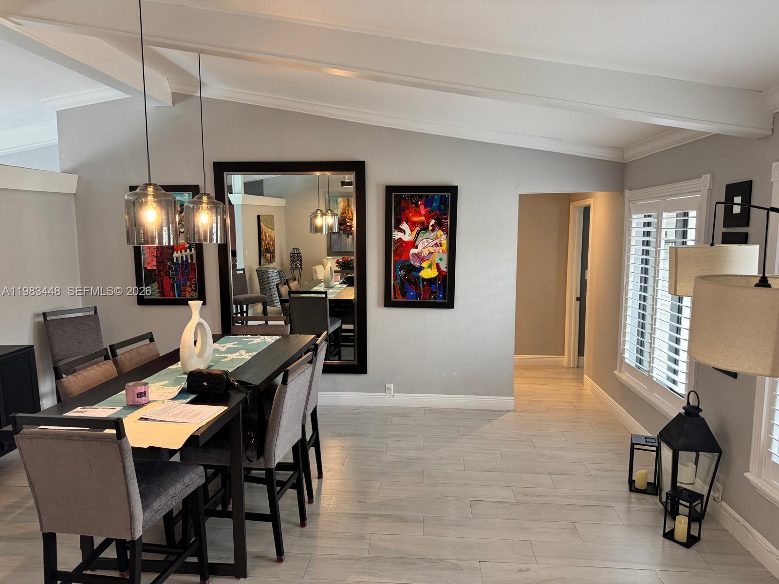 SHORES CALUSA - Residential