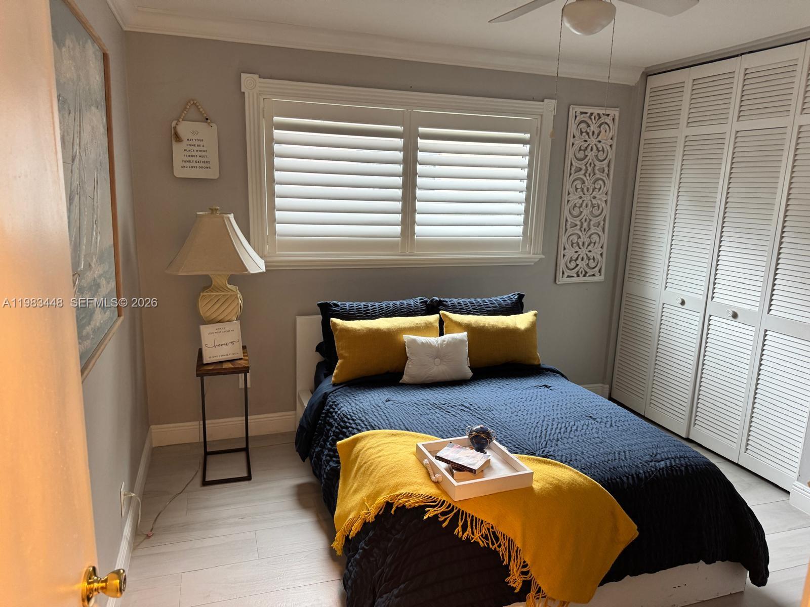 SHORES CALUSA - Residential