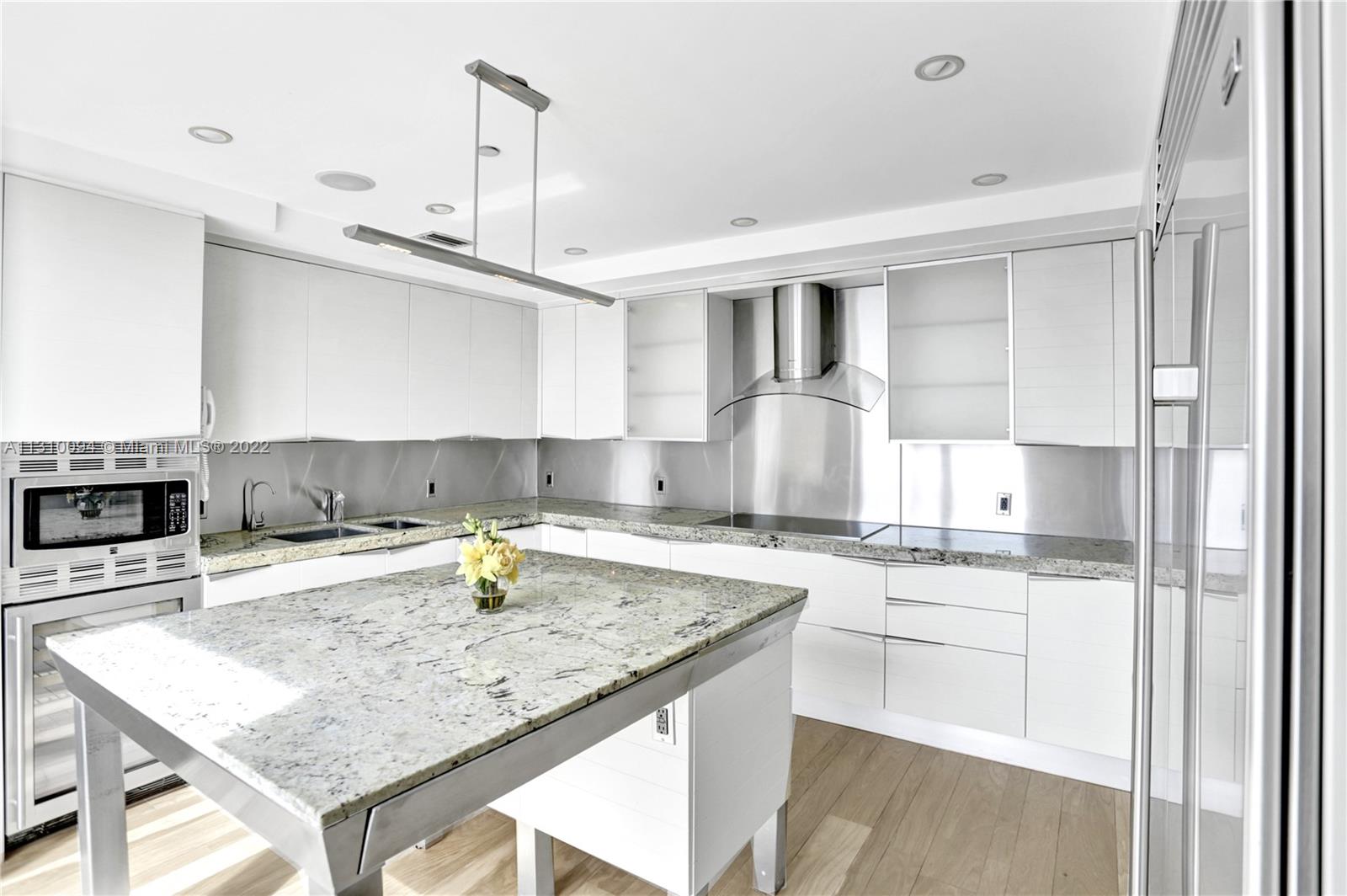 JADE RESIDENCES AT BRICKEL - Residential