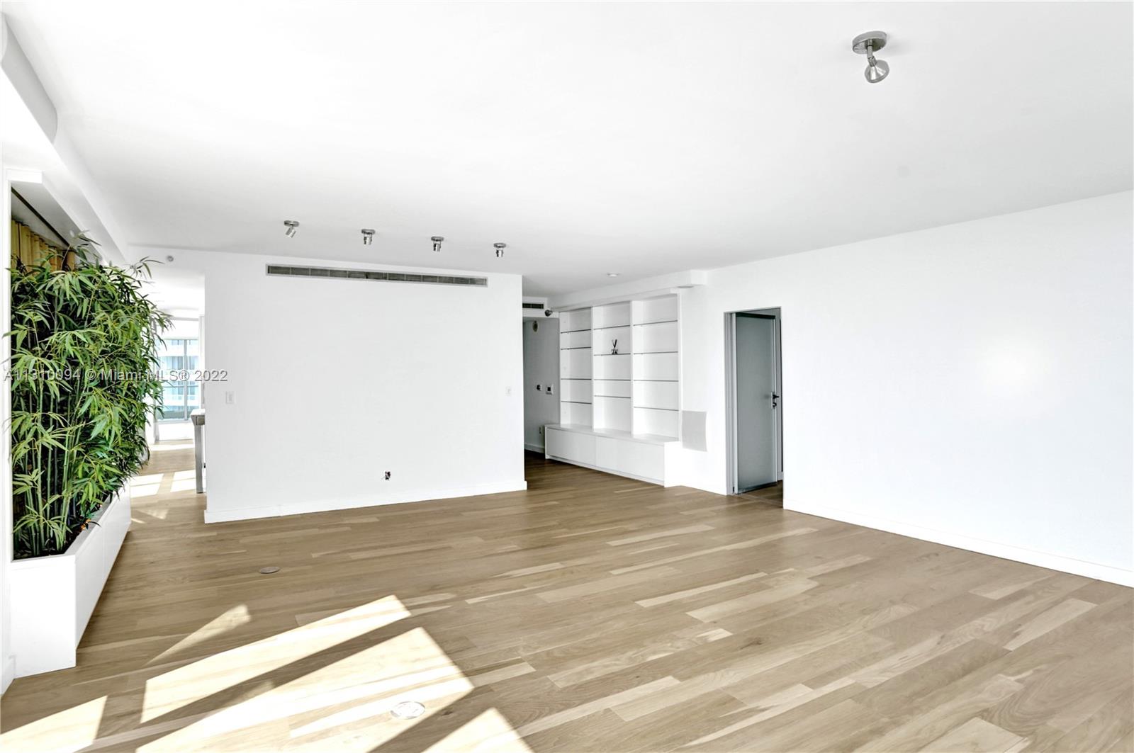 JADE RESIDENCES AT BRICKEL - Residential