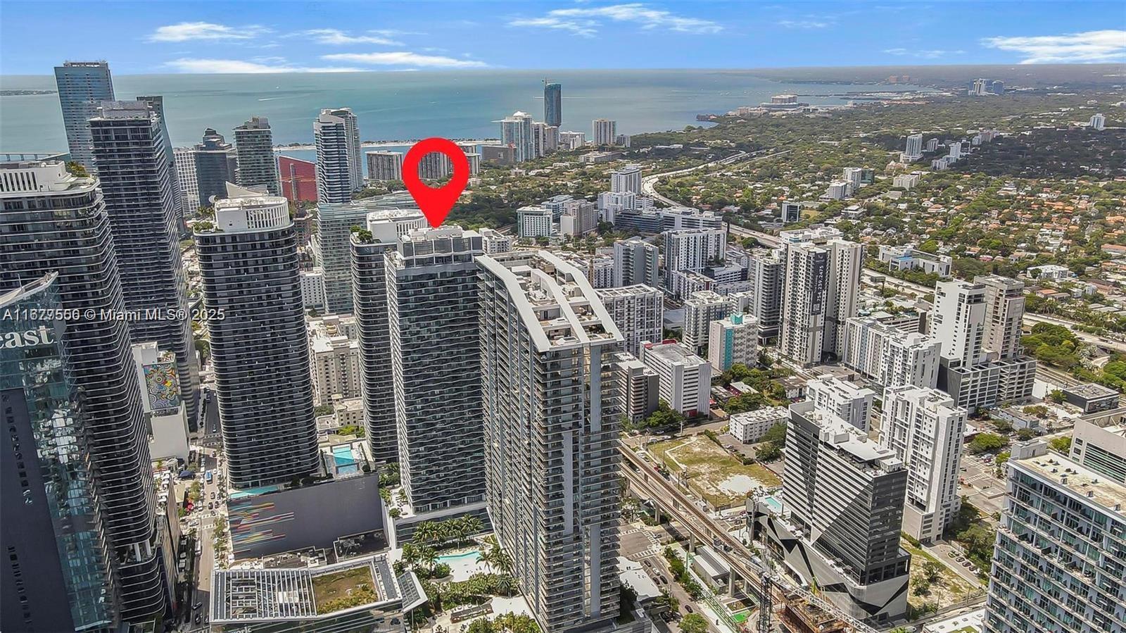 RISE CONDO - Residential